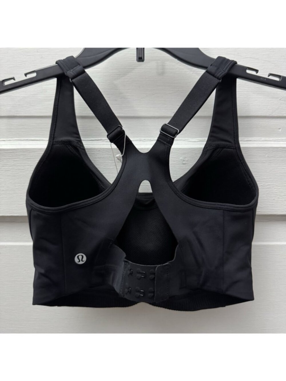 NWT Lululemon All Powered Up Bra Black Medium Support Sports Bra 32E - Picture 2 of 9